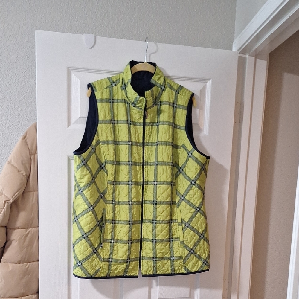 Plaid Quilted Vest in Green and Black